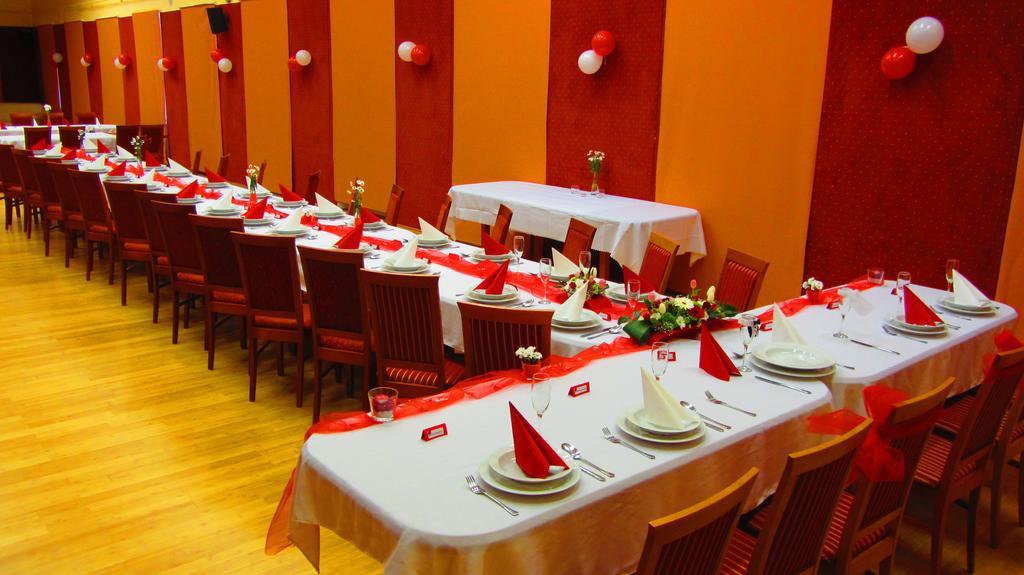 Wellness & Sport Hotel Ttc Vrchlabí Zewnętrze zdjęcie