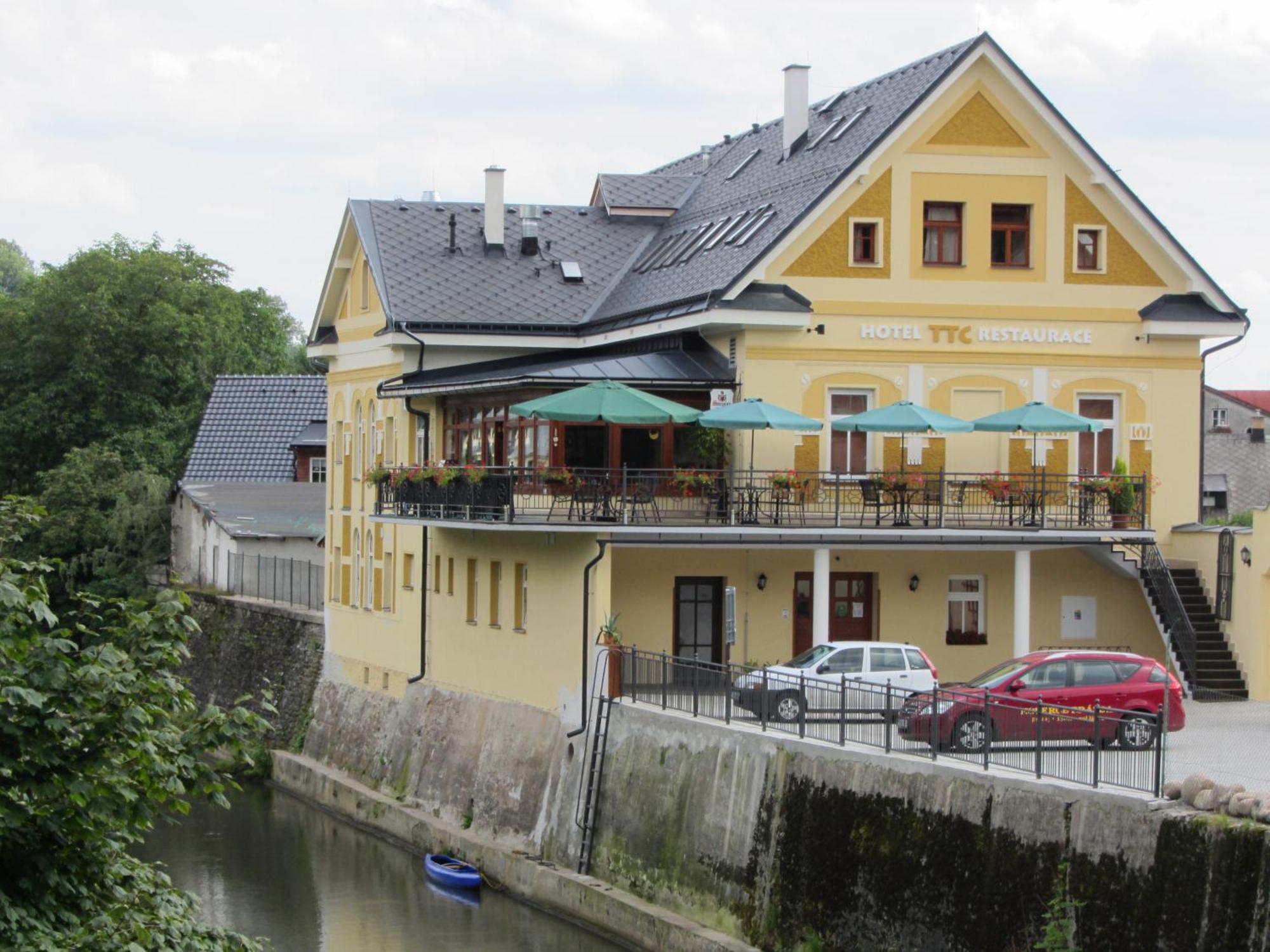 Wellness & Sport Hotel Ttc Vrchlabí Zewnętrze zdjęcie